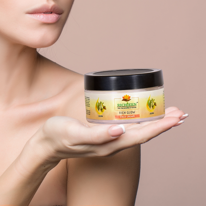 RichGlow Face Cream